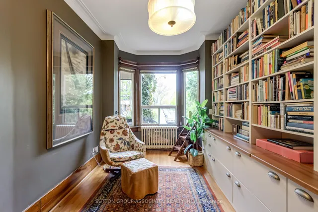 Additional image 9 of 10 Vermont Ave