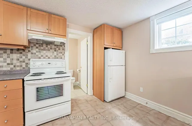 Additional image 40 of 1067 Forestvale Dr