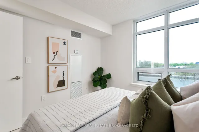 Additional image 18 of 816 Lansdowne Ave Unit 517