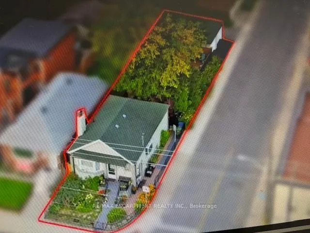 Additional image 46 of 527 Victoria Park Ave