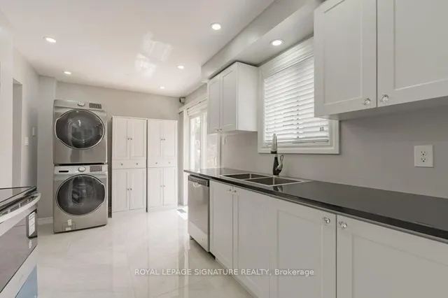 Additional image 11 of 48 Lawndale Cres