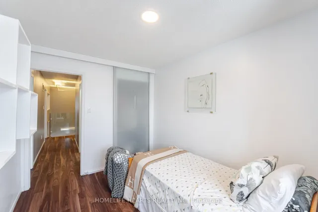 Additional image 23 of 4768 Owl Circ