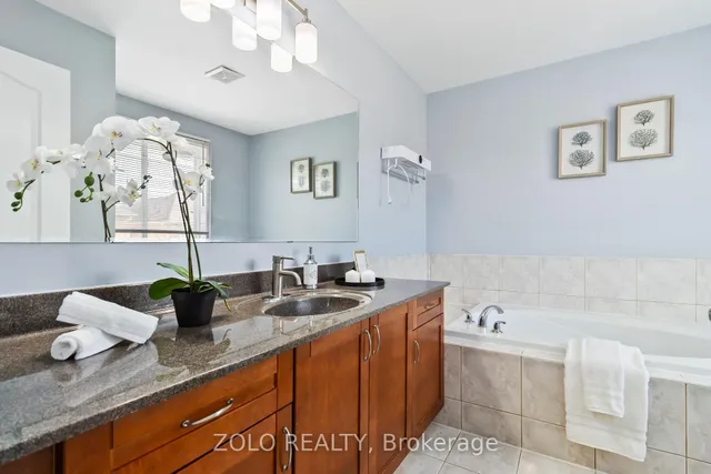 Additional image 16 of 846 Luxton Dr