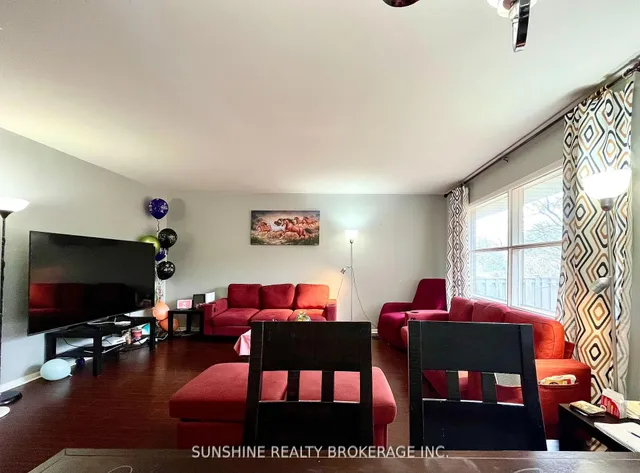 Additional image 11 of 65 Wigmore Dr