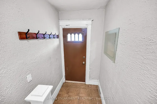 Additional image 37 of 1597 King St