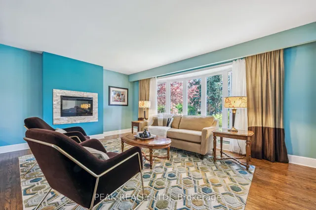 Additional image 8 of 61 Larkspur Cres