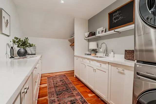 Additional image 18 of 148 Balsam Ave