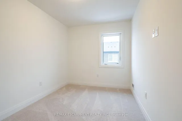 Additional image 25 of 18 Clear Valley Lane