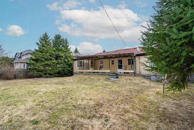 Additional image 11 of 30 Lawnview Dr