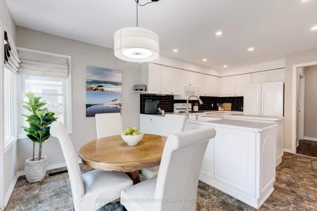 Additional image 24 of 2053 Deer Run Ave