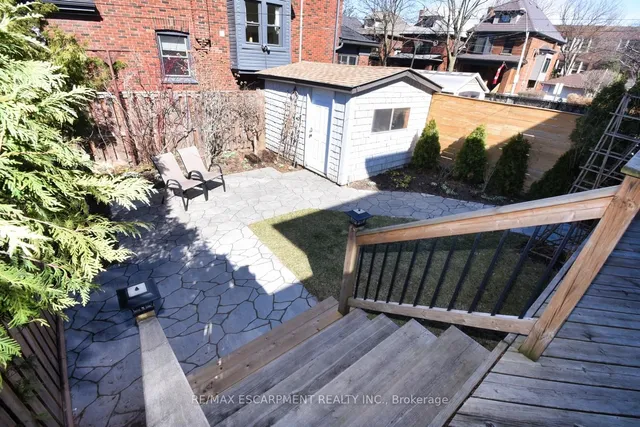 Additional image 38 of 45 Maplewood Ave