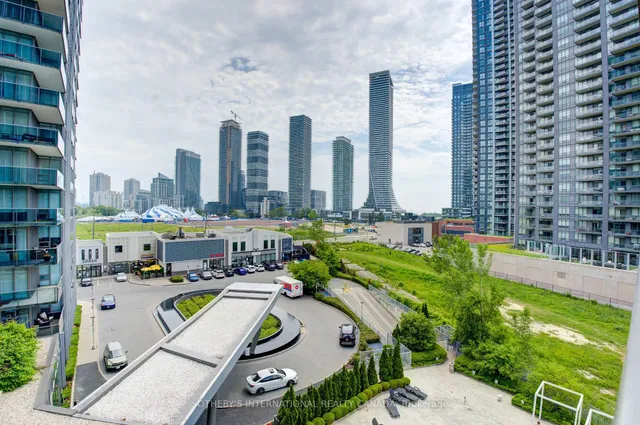 Additional image 32 of 88 Park Lawn Rd Unit 608