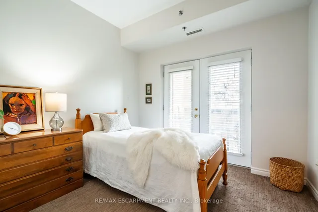 Additional image 23 of 391 Plains Rd Unit 301