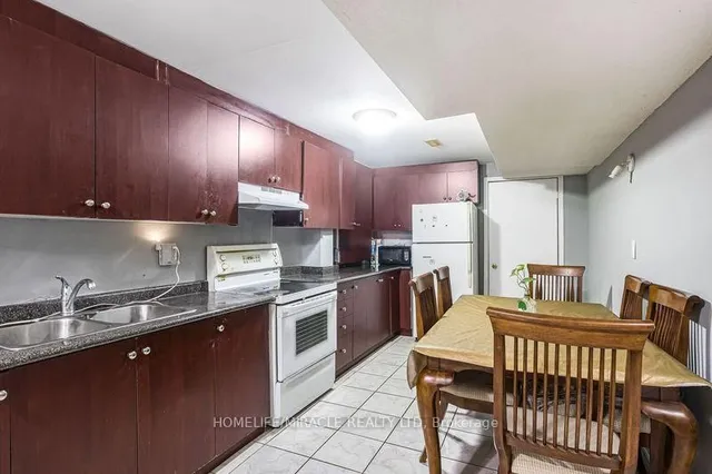 Additional image 36 of 4 ChalkFarm Cres