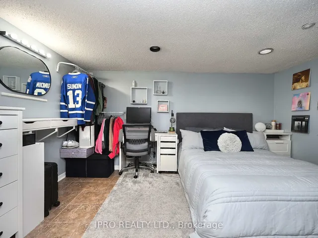 Additional image 31 of 13 Avon Park Dr