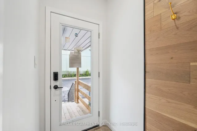 Additional image 5 of 289 Wentworth St