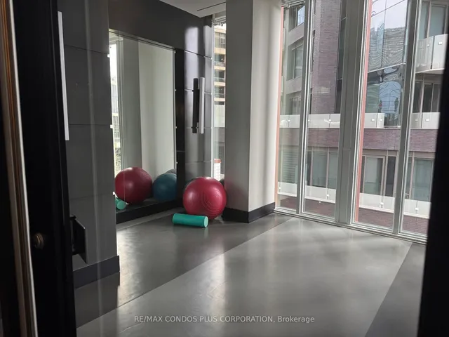 Additional image 26 of 32 Davenport Rd Unit 306