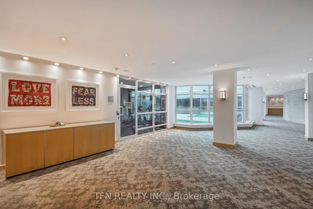 Additional image 35 of 36 Blue Jays Way Unit 918