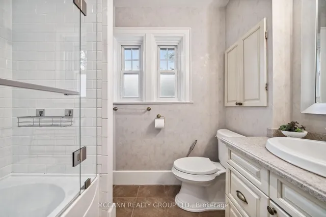 Additional image 32 of 251 Wanless Ave