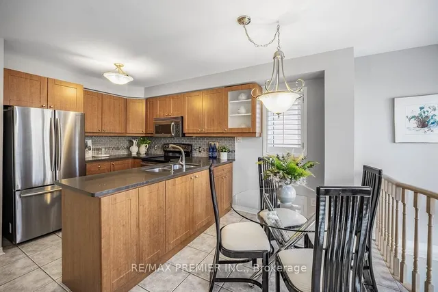 Additional image 14 of 2595 Blackcombe Cres
