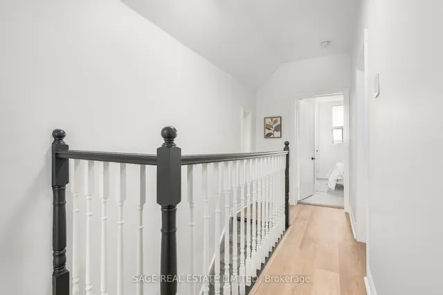 Additional image 38 of 147 Boon Ave