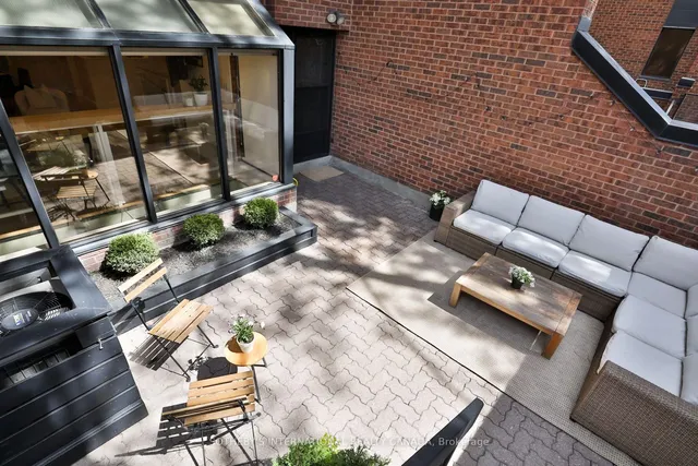 Additional image 36 of 142 Pears Ave Unit A9