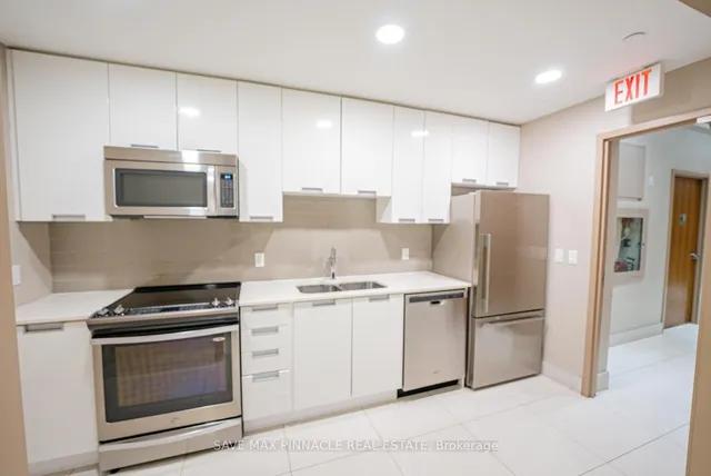 Additional image 35 of 75 Eglinton Ave Unit 509