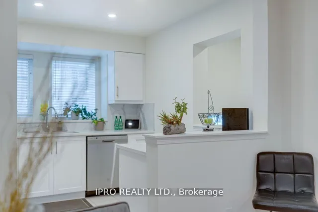 Additional image 5 of 50 Strathaven Dr Unit 126