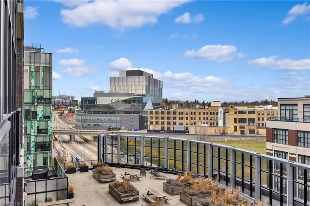 Additional image 13 of 1 Victoria St Unit 812