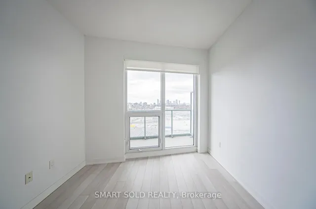 Additional image 7 of 117 Mcmahon Dr Unit 1209