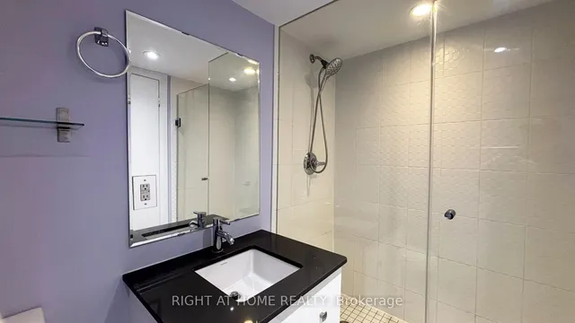 Additional image 16 of 565 Wilson Ave Unit W102