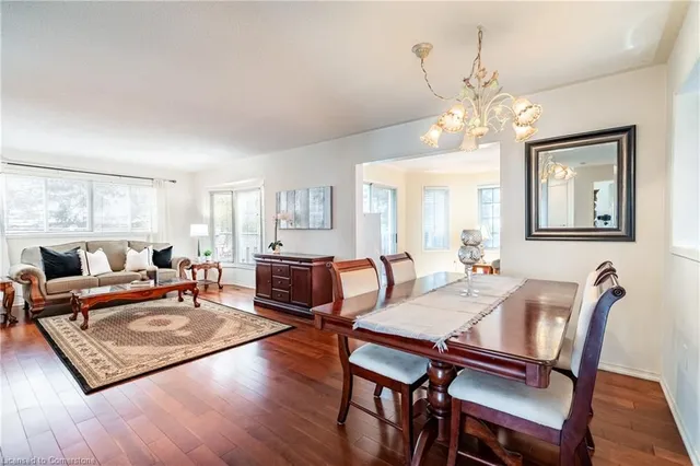 Additional image 10 of 222 Silverbirch Blvd