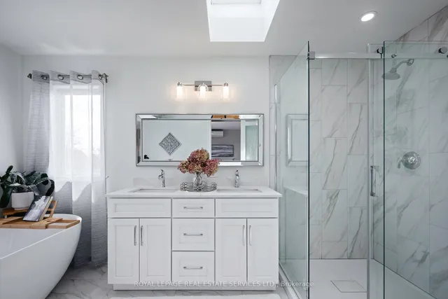 Additional image 17 of 210 Beta St