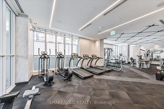 Additional image 34 of 77 Mutual St St Unit 3308