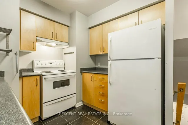 Additional image 8 of 27 Canniff St Unit 516