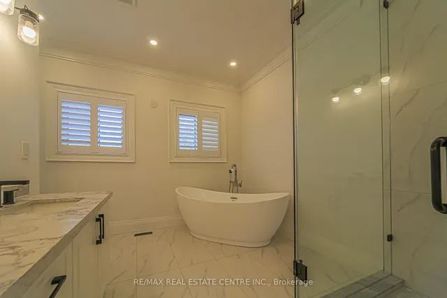 Additional image 34 of 1 Hawthorn Cres