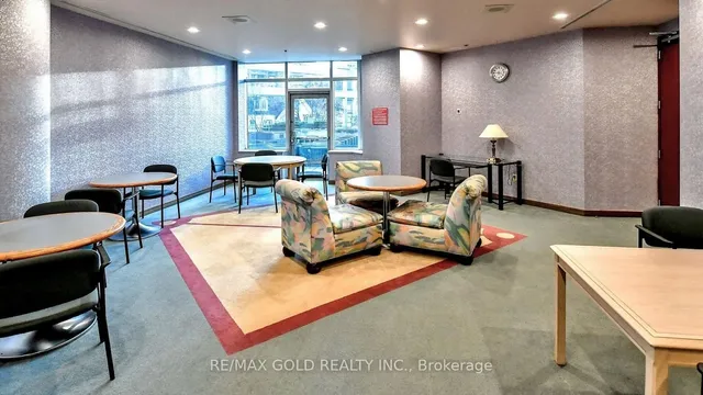 Additional image 34 of 38 Elm St Unit 3003