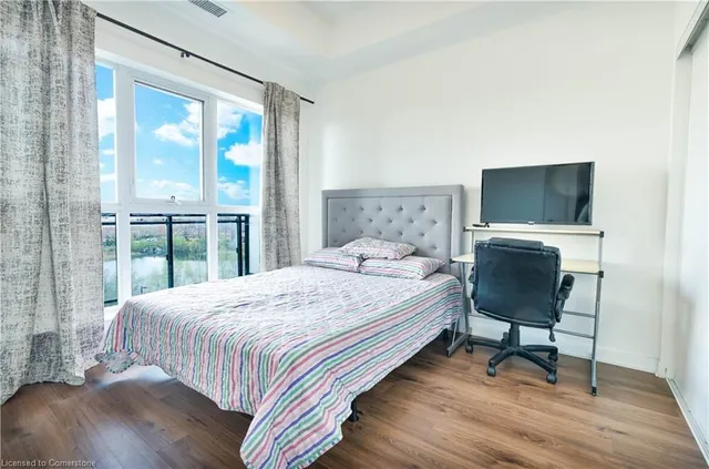 Additional image 6 of 405 Dundas St