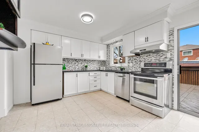 Additional image 11 of 337 Assiniboine Tr