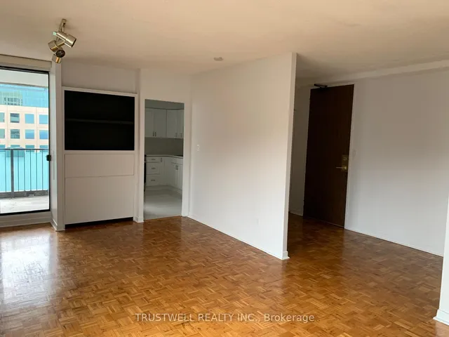 Additional image 2 of 33 Harbour Sq Unit 3240