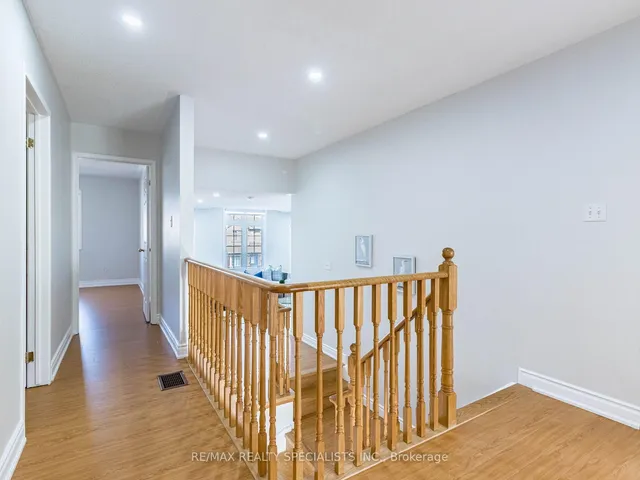 Additional image 39 of 10 Chestermere Cres