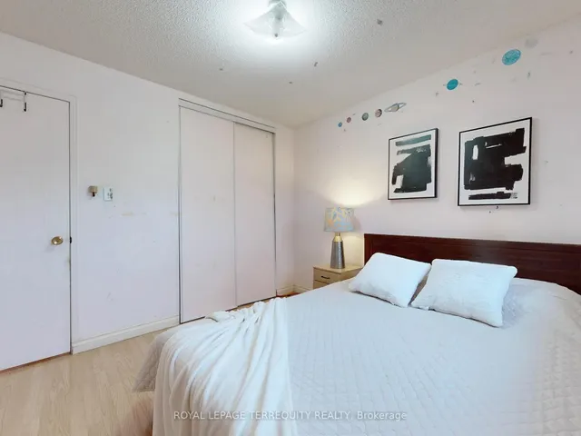 Additional image 30 of 828 Cardington St