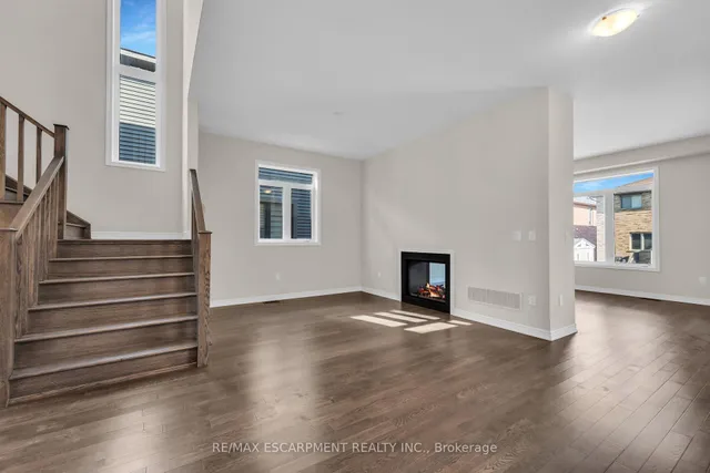 Additional image 10 of 67 Starfire Cres