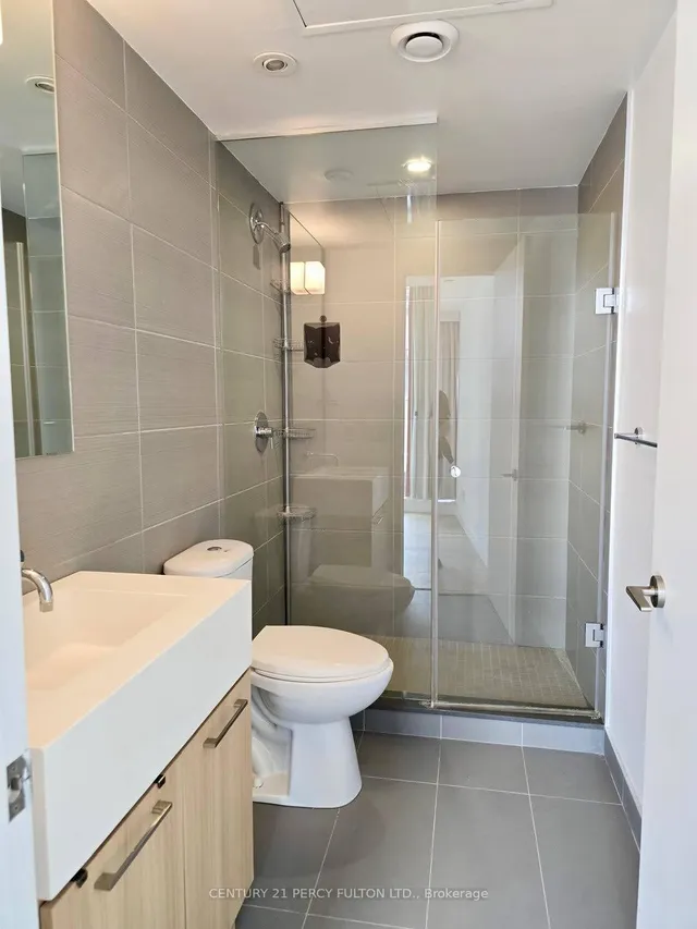 Additional image 19 of 560 King St Unit 213