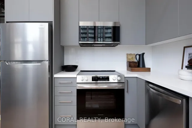 Additional image 18 of 736 Dundas St Unit 407