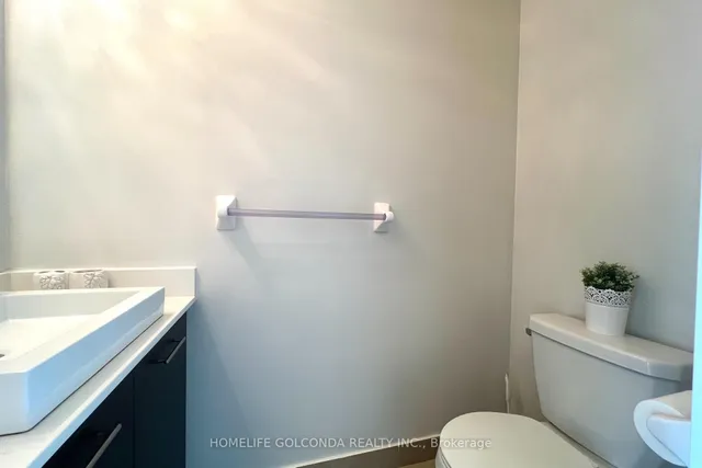 Additional image 11 of 26 Norton Ave Unit 801