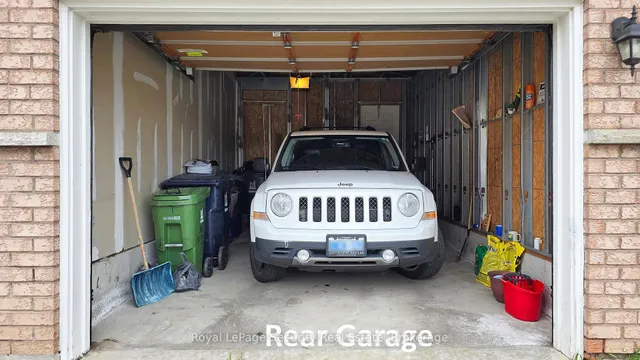 Additional image 41 of 1017 Roselawn Ave