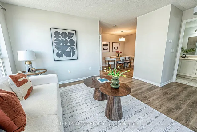 Additional image 9 of 909 Bay St Unit 2101