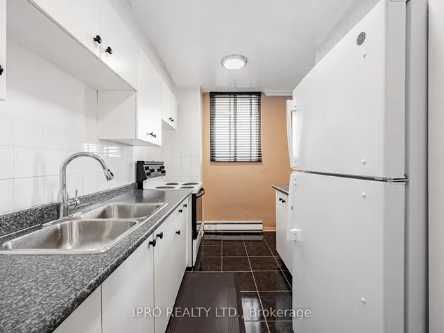 Additional image 9 of 1145 Logan Ave Unit 1201