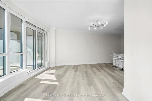 Additional image 10 of 2087 Lakeshore Blvd Unit 803